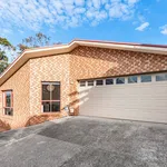 Rent 3 bedroom house in Wollongong