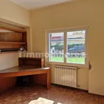 Rent 5 bedroom house of 350 m² in Rome