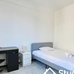 Rent 4 bedroom apartment of 70 m² in Marseille