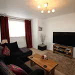 Rent 2 bedroom flat in Renfrew