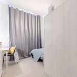 Rent a room of 132 m² in Turin