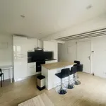 Rent 2 bedroom apartment of 40 m² in Paris