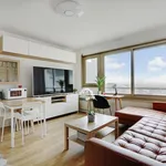 Rent 2 bedroom apartment of 538 m² in Paris