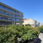 Rent a room of 220 m² in Lisboa