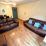 Rent 6 bedroom house in East Midlands