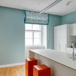 Rent 2 bedroom apartment of 1668 m² in vienna