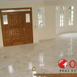 Rent 5 bedroom house of 550 m² in Βουλιαγμένη