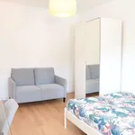 Rent a room in lisbon