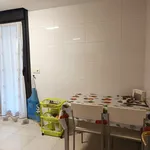 Alquilo 3 dormitorio apartamento de 87 m² en Noain