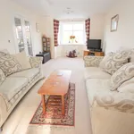 Rent 5 bedroom flat in South East England