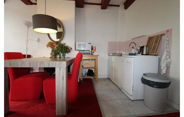 Huur 2 slaapkamer appartement van 70 m² in Amsterdam