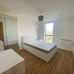 Rent 2 bedroom apartment in Leeds