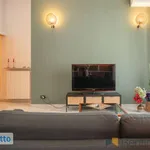 Rent 3 bedroom apartment of 98 m² in Milan