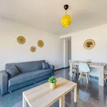 Rent 4 bedroom apartment in Valencia