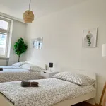 Miete 4 Schlafzimmer wohnung von 1100 m² in Vienna