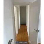 Rent 3 bedroom flat in Trafford