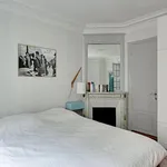 Appartement de 340 m² avec 1 chambre(s) en location à Paris