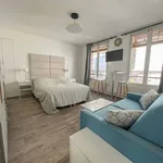 Rent 2 bedroom apartment of 18 m² in Paris