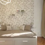 Rent a room in lisbon