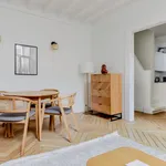 Rent 2 bedroom apartment of 710 m² in Paris