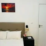 Rent a room in lisbon