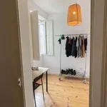 Rent a room in lisbon