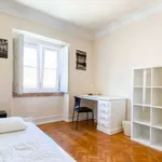 Rent a room in lisbon