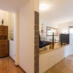 Rent 2 bedroom apartment of 90 m² in milan