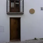 Rent 2 bedroom apartment of 120 m² in Granada