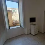 Affitto 2 camera appartamento di 50 m² in Naples