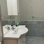 Rent 3 bedroom apartment of 60 m² in Latina