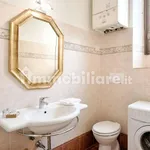 Rent 3 bedroom apartment of 60 m² in Florence