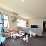 Rent 3 bedroom house in Papamoa