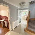 Rent 5 bedroom house in Neston