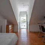 Rent a room in lisbon