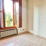 Rent 3 bedroom apartment of 90 m² in Milan