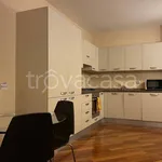 Affitto 2 camera appartamento di 55 m² in Desenzano del Garda