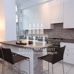 Rent 5 bedroom apartment of 160 m² in Roma