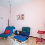 Rent 1 bedroom apartment of 55 m² in milano