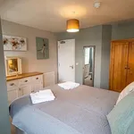 Rent 4 bedroom apartment in East Of England