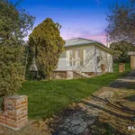 Rent 3 bedroom house in Queanbeyan