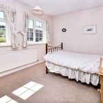 Rent 4 bedroom house in South East England