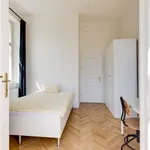 Rent a room of 92 m² in prague