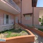 Affitto 4 camera appartamento di 140 m² in Palermo