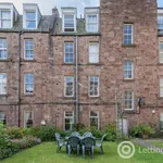 Rent 3 bedroom flat in Dundee