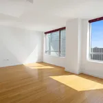 Rent 3 bedroom apartment of 179 m² in New York