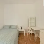 Rent 15 bedroom apartment in Lisbon