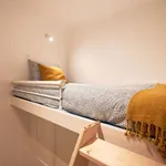 Rent a room in lisbon