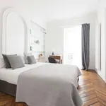 Appartement de 64 m² avec 3 chambre(s) en location à Paris