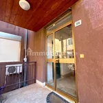 Rent 5 bedroom apartment of 109 m² in Palermo